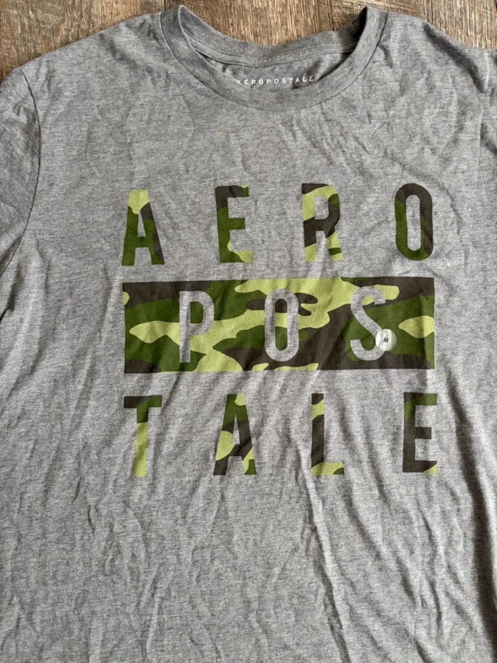 Aeropostale Gray Tee with Green Camo Logo - Picture 2 of 4